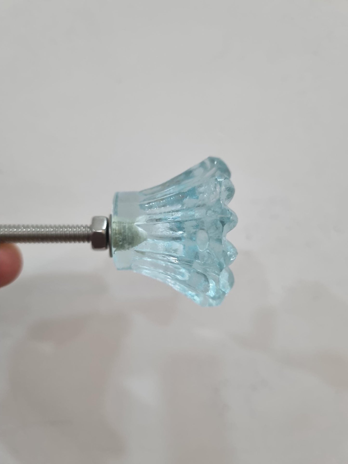 Glass knobs daisy