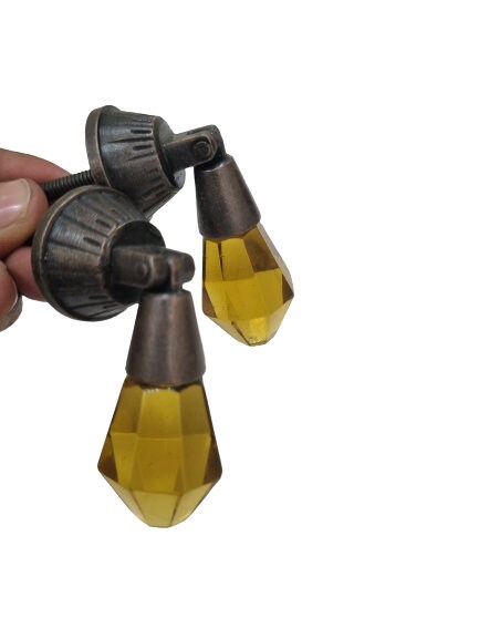 Glass Drop Knobs