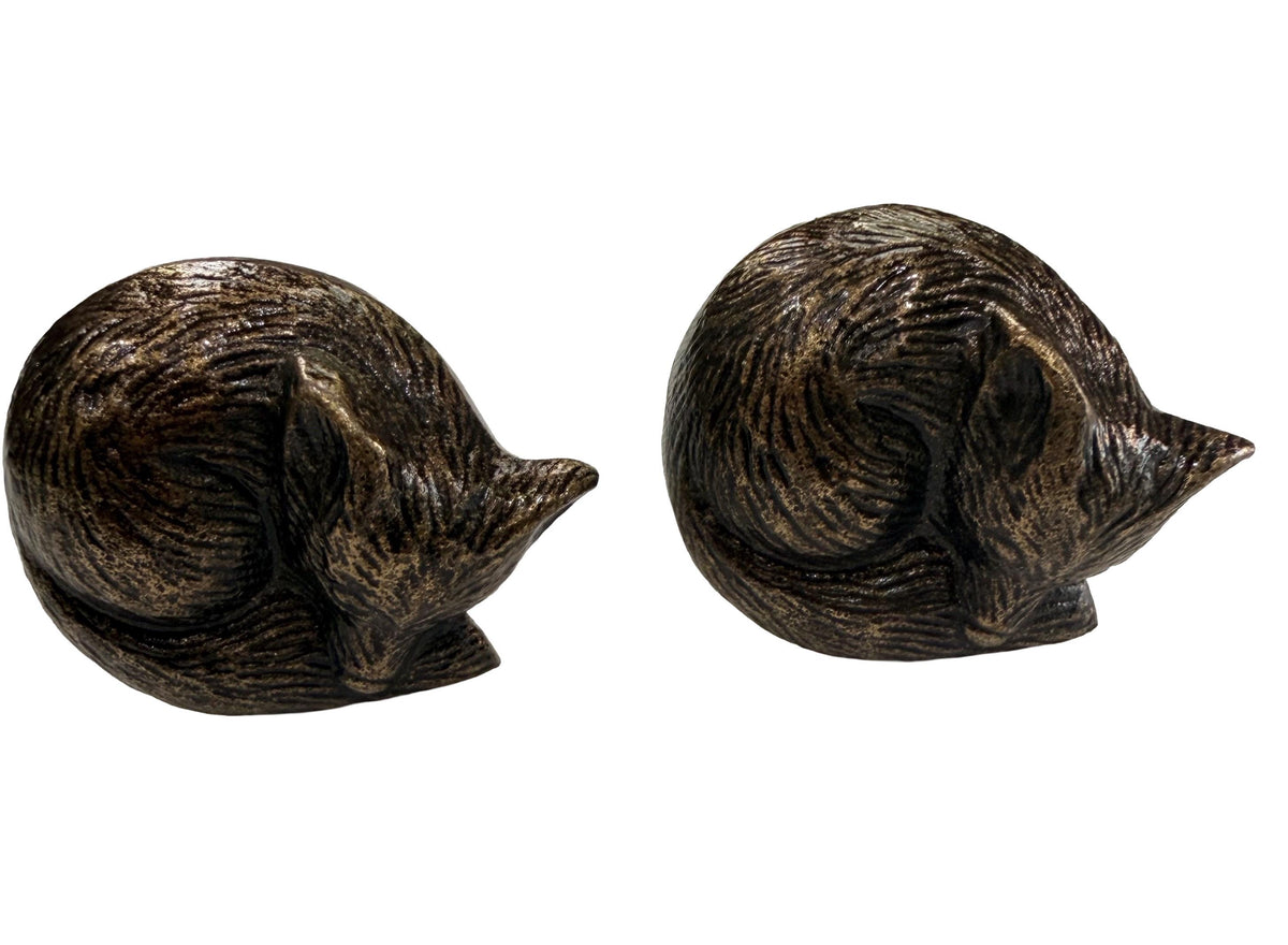 Sleeping fox cast iron knobs