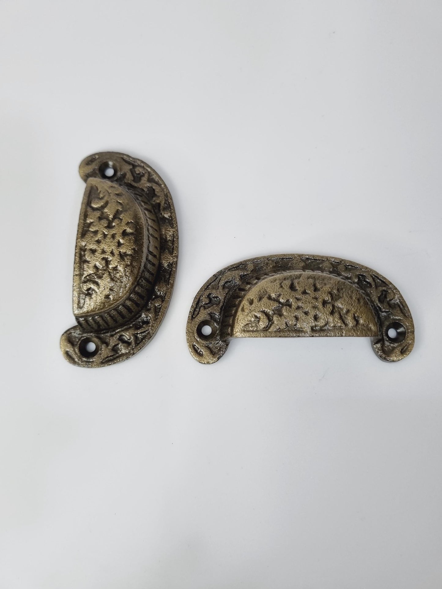 Vintage Cast Iron Cupboard Handles – Rustic, Durable Hardware for Cabinets & Drawers