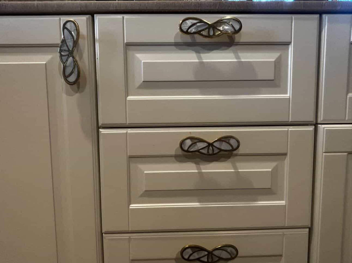 Handmade Gold & Mother of Pearl Cabinet Handle: Luxurious Drawer Pull
