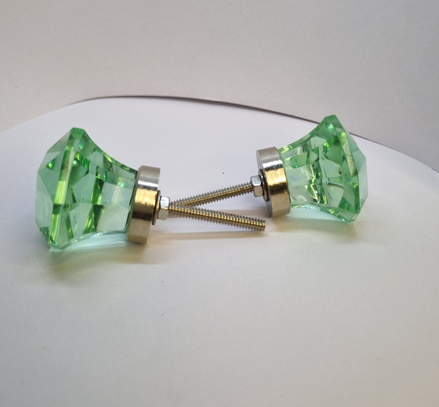 Glass diamond cut knob